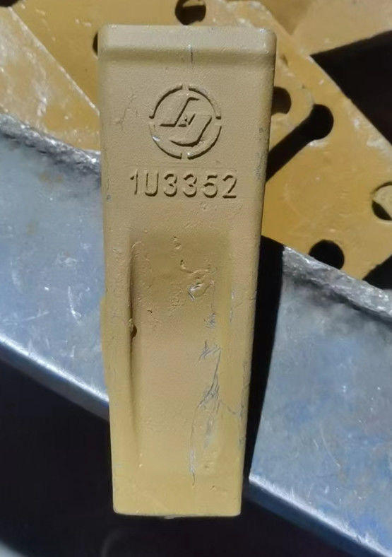 Baja paduan Excavator Bucket Teeth Forging Casting IU3352 Rock Teeth Untuk Kucing E320