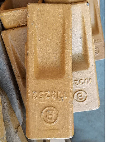 IU3252 Excavator Bucket Teeth Stiff Vibro Drilling Rig Bucket Teeth Untuk CAT 312