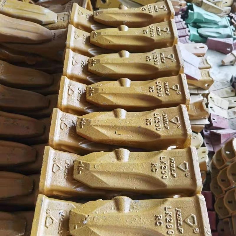IU3252 Excavator Bucket Teeth Stiff Vibro Drilling Rig Bucket Teeth Untuk CAT 312
