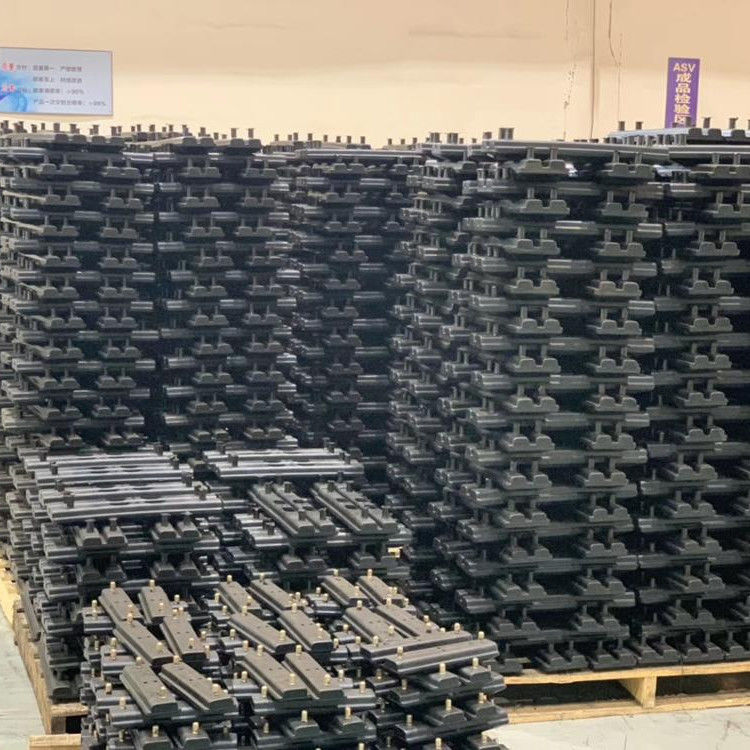 450mm/600mm Bolt-on Rubber Track Pad untuk PC30 PC40 PC45 PC60 PC75 Excavator Rubber Track Shoe Pad