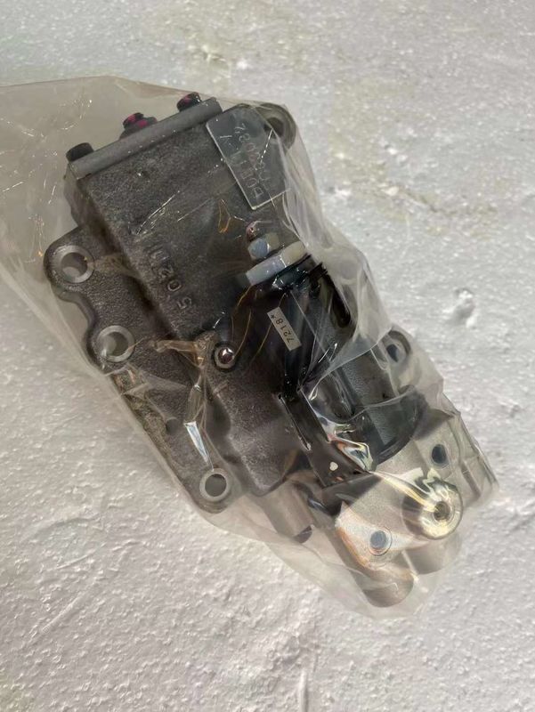 2058 K9T06-V Excavator Bagian Hidraulik D4 06228 Kontrol Aktuator Pump Regulator