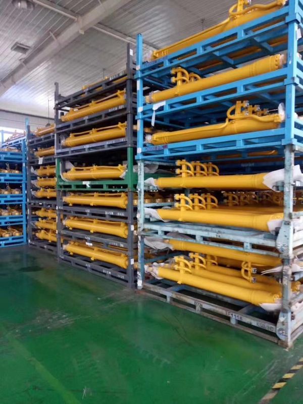 Excavator Silinder Hidraulik Boom Arm Bucket Cylinder untuk untuk PC300-7 707-01-XF401 suku cadang