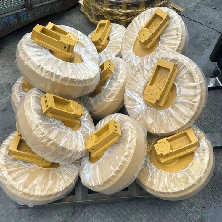 Bagian-bagian excavator dozer front idler 6t-2614 bulldozer pengatur roller idler depan t200 d3g d4d d6 d6h d8r d11n d65 320d 32