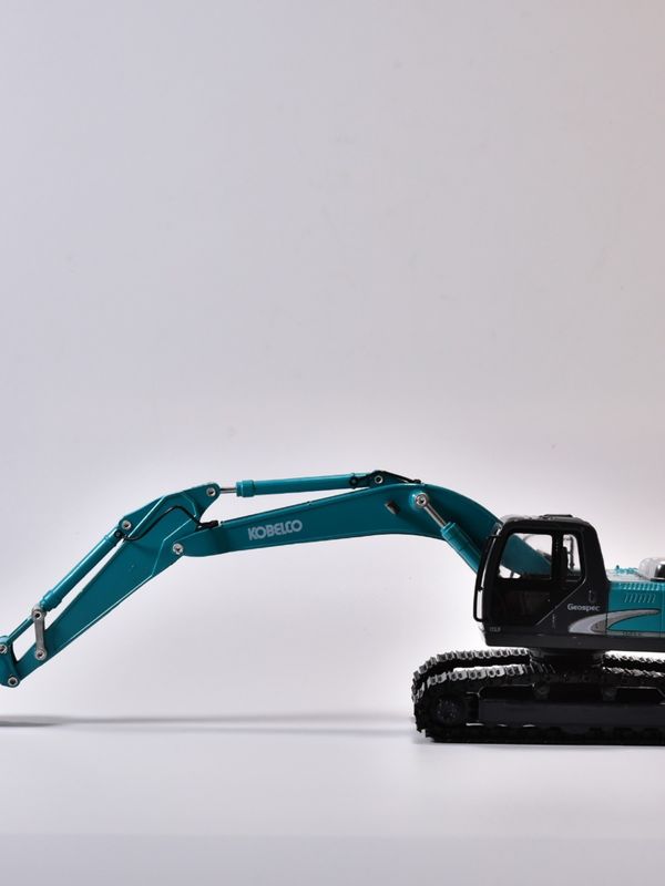 Model excavator KOBELCO asli simulasi logam paduan mobil Shinko SK200 dekorasi non-mainan