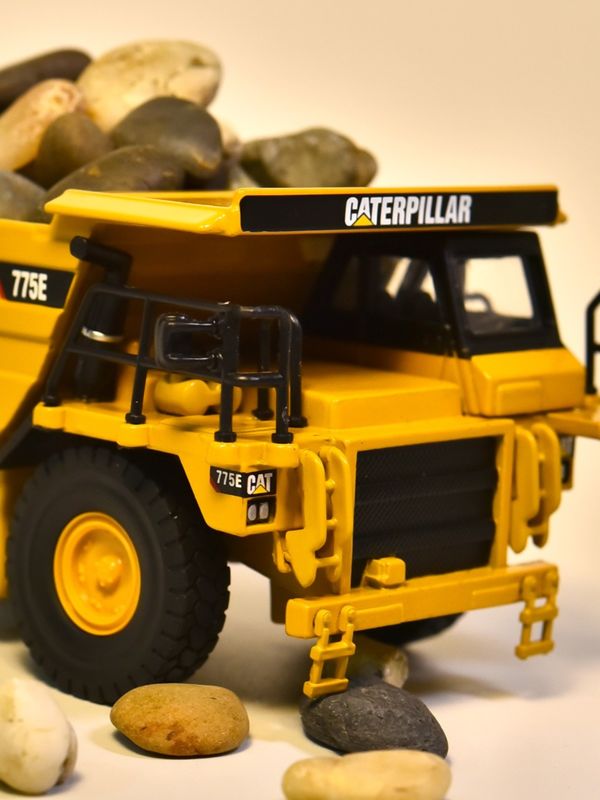 NORSCOT CAT775E Dump Truck 1/64 Scale Alloy Diecast Model Kendaraan Dekorasi Koleksi