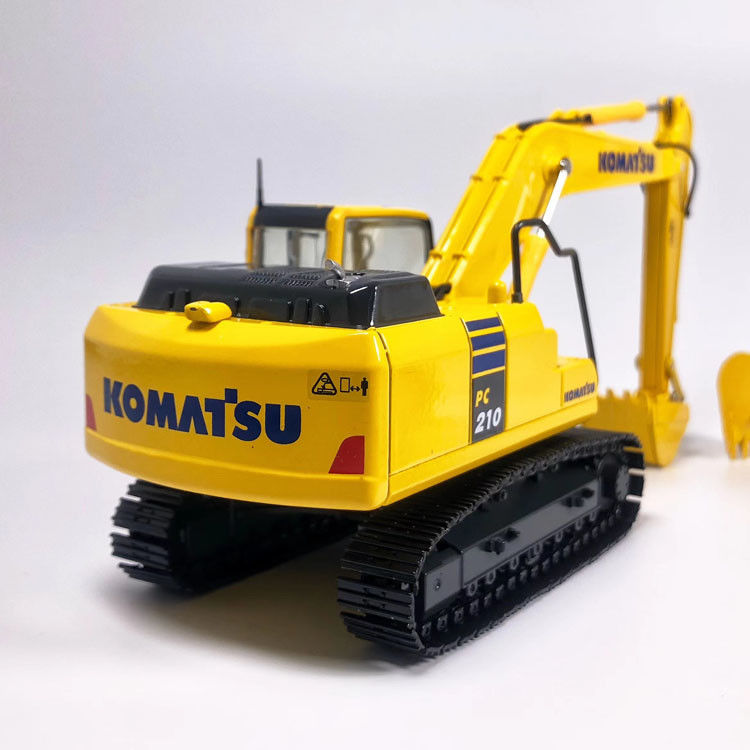 Komatsu PC200 PC210 1/50 Skala Metal Die Cast Excavator Model Dekorasi Koleksi