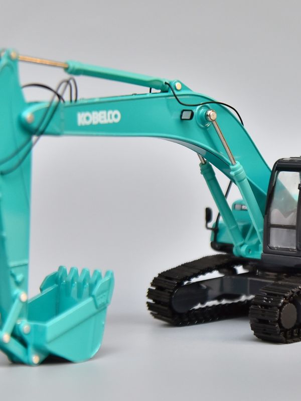 KOBELCO SK330 Aluminium Excavator Model 1/50 Skala Metal Koleksi Dekorasi Mainan