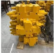 Kualitas tinggi Komatsu PC200-7 Excavator Kuning Finish Valve Kontrol Utama Bagian hidrolik