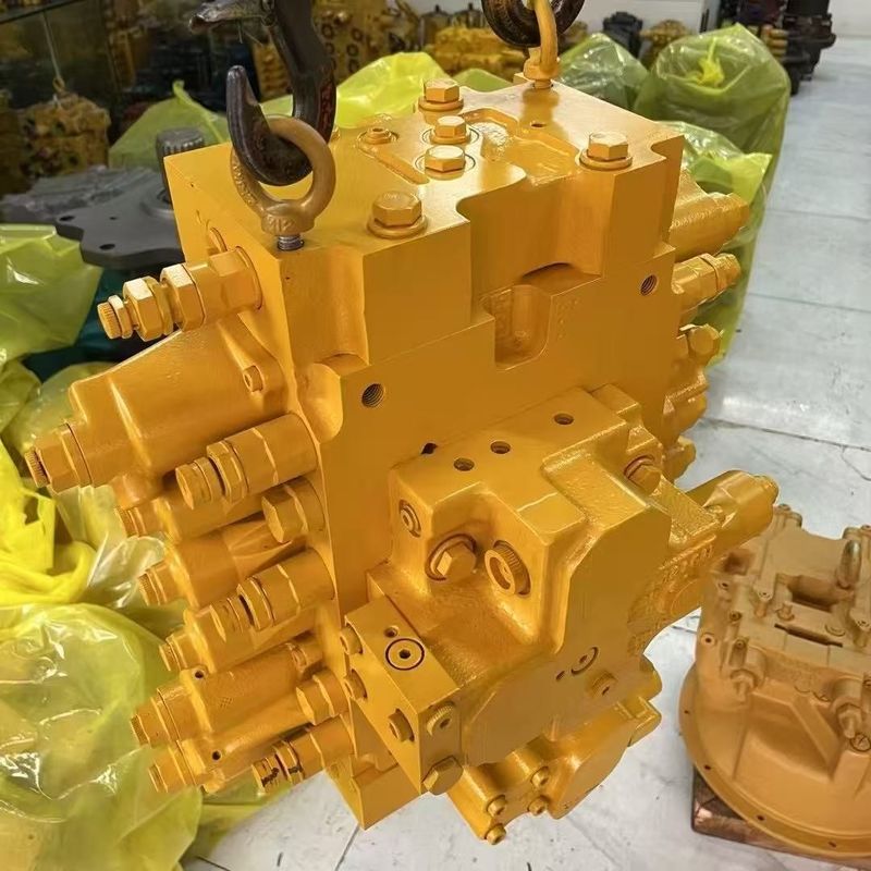 Kualitas tinggi Komatsu PC200-7 Excavator Kuning Finish Valve Kontrol Utama Bagian hidrolik