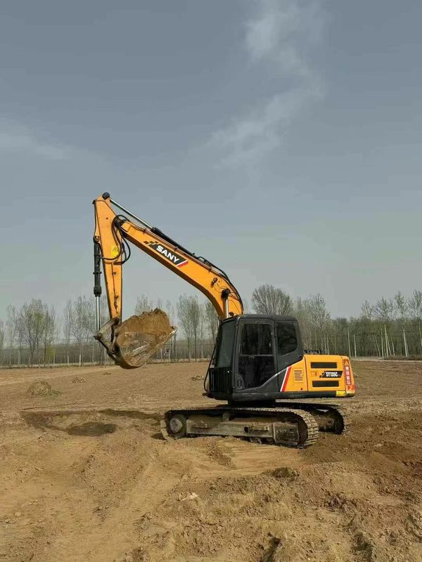Digunakan SANY SY135 13,5 Ton Excavator untuk Konstruksi Pertambangan Aplikasi Earthmoving