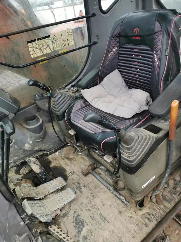 Digunakan 2014 Hitachi 120-6 Amphibious Excavator 12Ton Swamp CE ISO Pertambangan lahan basah