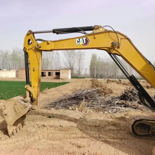 Digunakan CAT 305.5E2 Mini Excavator 27.2kN Arm Digging Force Compact Robust Hydraulic Unit