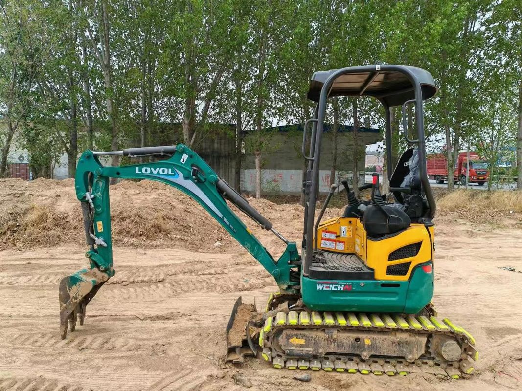 Digunakan Lovol FR18E2-U mini excavator dalam kondisi baik untuk proyek konstruksi
