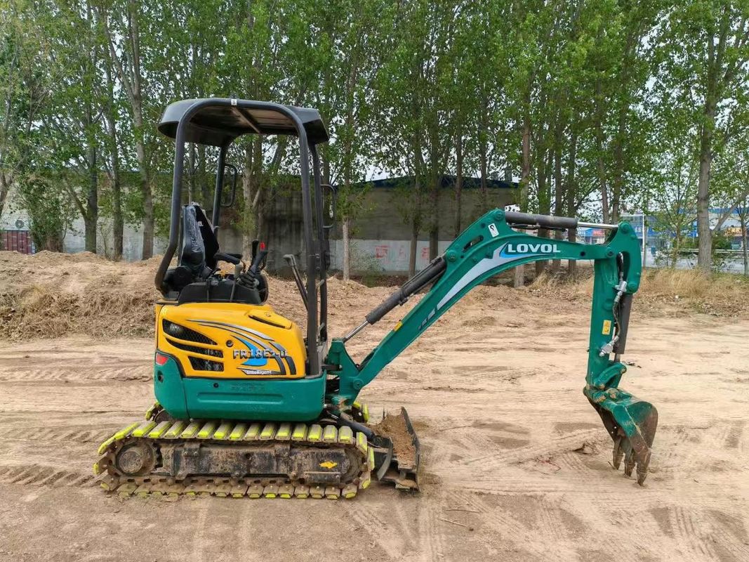 Digunakan Lovol FR18E2-U mini excavator dalam kondisi baik untuk proyek konstruksi