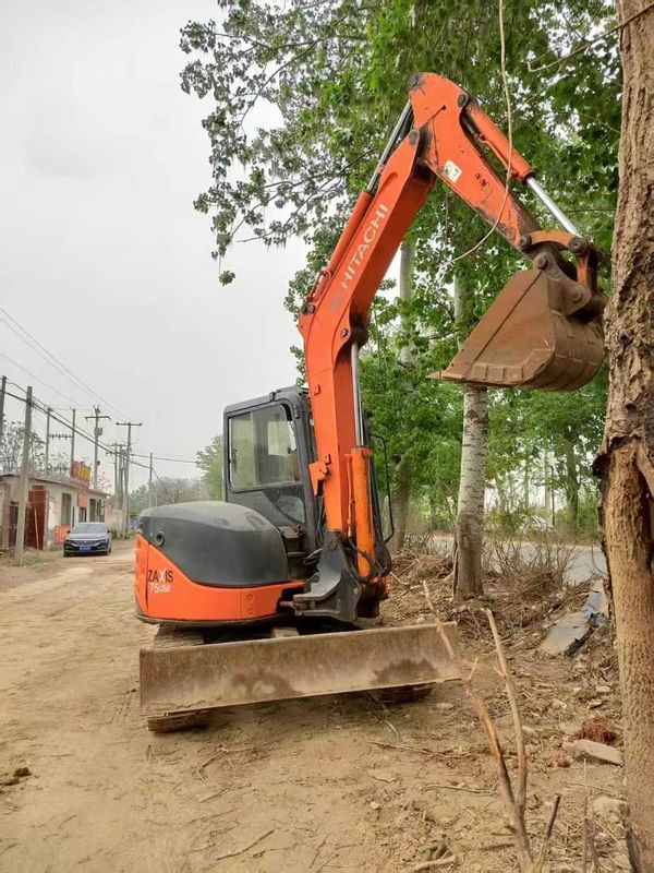 Digunakan Hitachi ZX75-US Excavator 7.5 Ton Mini Digger Mesin Konstruksi Siap Bekerja