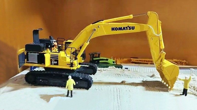 1/43 Skala Komatsu PC520LC-11M0 Alloy Die-Cast Excavator Model - Berlisensi koleksi