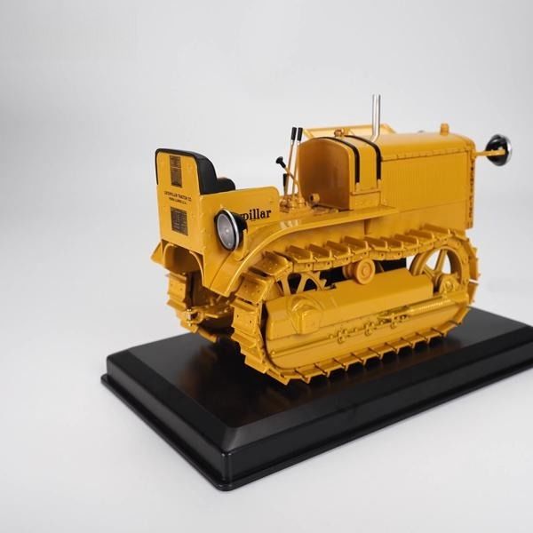 Diecast Masters 1:16 Skala 25 Traktor Model DM Alloy Peternakan Kendaraan Miniatur 85679
