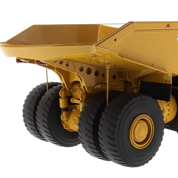 Diecast Masters 1:50 CAT 798AC Truk Mining Haul Super Besar Die-cast Model 85671