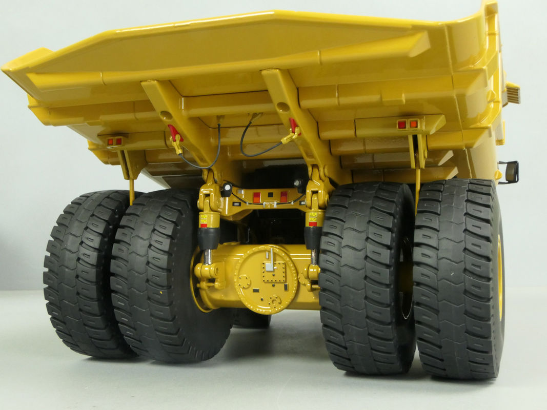 DM Baru Skala 1:50 CAT 797F Truk Pengeboran Besar Model 85655