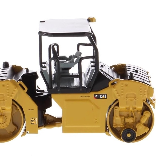 1:64 DM CB-13 Model Penggilas Getaran Caterpillar Kendaraan Rekayasa Konstruksi 85630