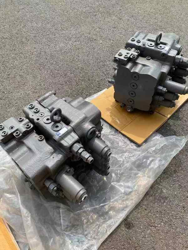 Original Toshiba Main Control Valve UX28 untuk Excavator EC210 Sistem Hidraulik Tekanan Tinggi