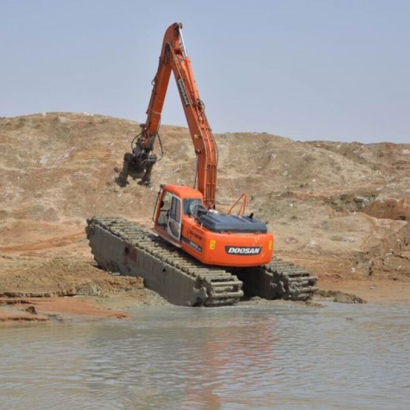 Pabrik Disesuaikan 5-30 Ton Amfibi Excavator Undercarriage Floating Pontoon Sungai Penggerek Rawa Penggali Peralatan