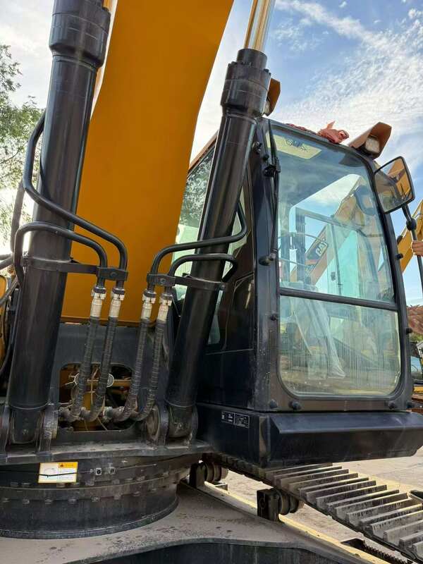 Brand baru Sany 335 Excavator, Nasional III Isuzu mesin, dalam persediaan