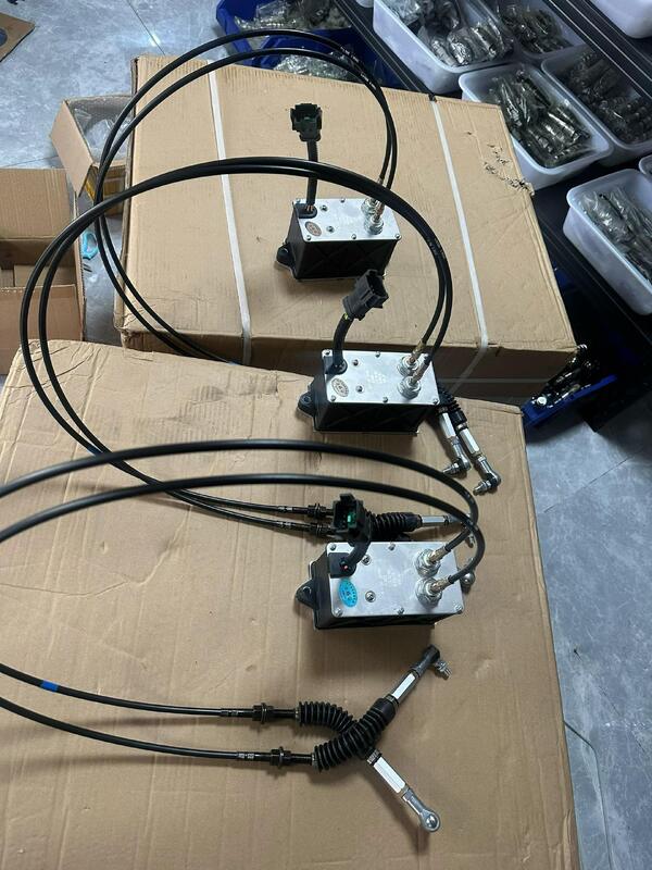 Bagian Mesin Penggali Bagian Motor Throttle Bagian Motor Akselerasi Pengontrol Motor Lever Bagian Mesin Konstruksi