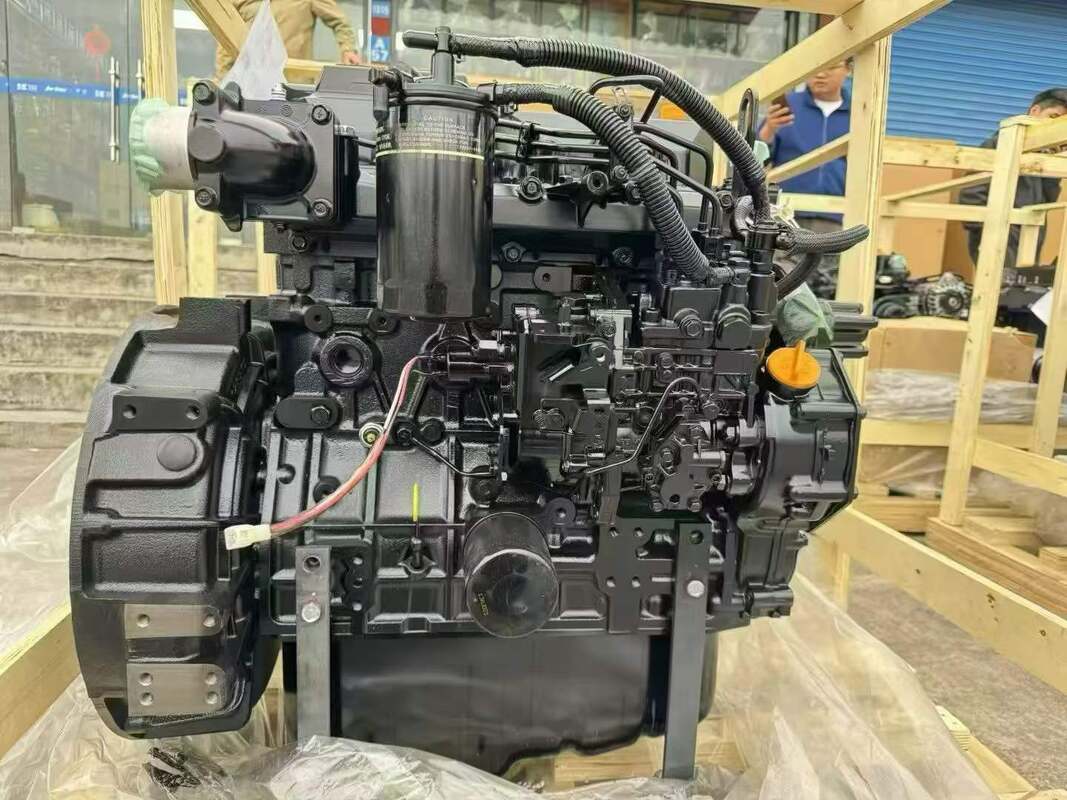 Bagian Excavator Yanmar Mesin Assy 4TNV98T 4TNV98 3TNV84 4TNV88 4TNE82 Untuk Yanmar Excavator Mesin perakitan