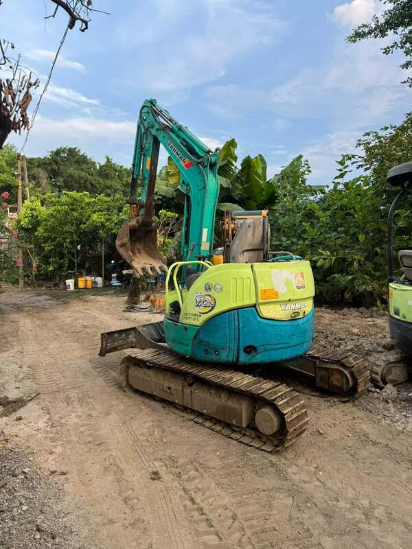 Ekskavator Perayap Mini YANMARR Vio30 3 Ton Bekas Bekas Tersedia Untuk Dijual