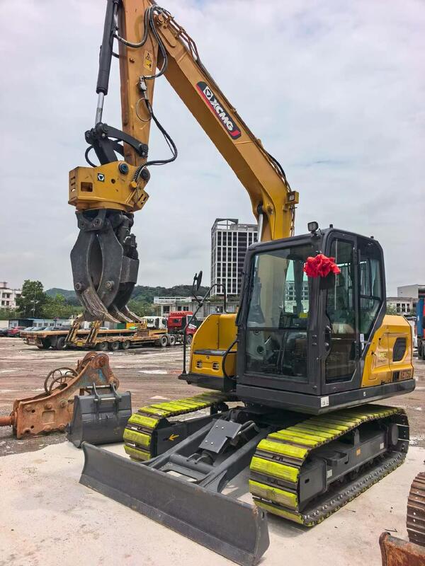 98% baru XCMG XE75G Excavator Dengan Karet Pad Track Sepatu Dengan Hydraulic Shear